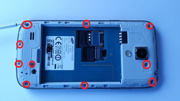 Guide de réparation Samsung Galaxy S4 mini étape 4